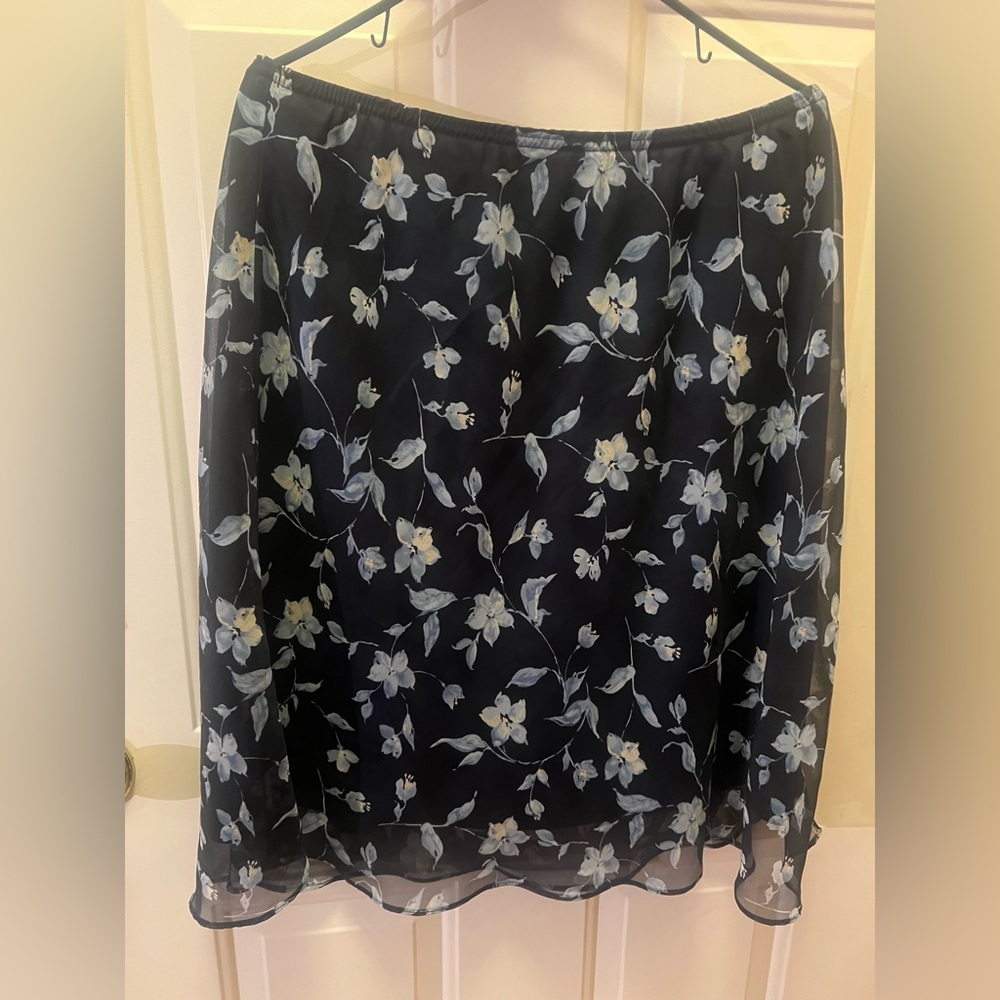 Floral Print Women's Skirt and matching scarf